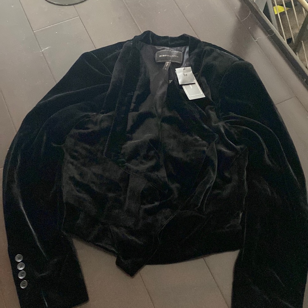 BCBG VELVET SHORT JACKET new w tags black size L